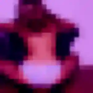 Naomi, 24 ans, disponible à Albias pour une rencontre coquine