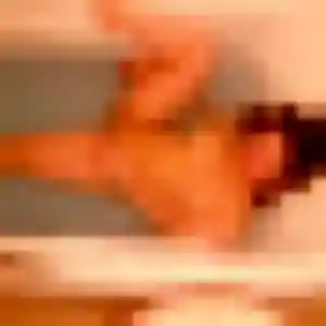 Prisca, 22 ans, connectée à Aubagne pour une rencontre coquine