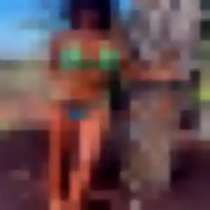 Agnes, 37 ans, en ligne à Avignon pour une rencontre coquine