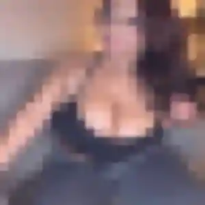 Idalina, 20 ans, cherche un rencontre sexe à Bessières