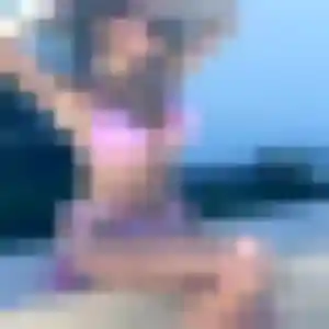 Photo privée de Pierrette, 33 ans à Caluire-et-Cuire - rencontre sans lendemain