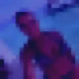 Eleonore, 25 ans, connectée à Canet-en-Roussillon pour une rencontre coquine