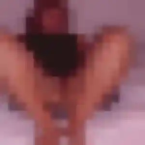 Wilhelmine, fille de 22 ans propose rencontre sexe à Chaponnay