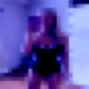 Contacte Yvonne, 39 ans à Crest en privé