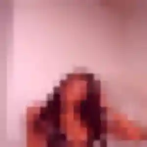 Contacte Jihane, 30 ans à Digoin en privé