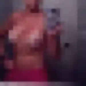 Salome, 25 ans, en ligne à Francheville pour un rencontre sexe