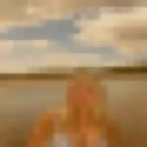 Brigitte (22 ans) à Genilac attend une rencontre ce soir
