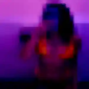 Azalee, 28 ans, disponible à L'Isle-d'Espagnac pour un rencontre sexe
