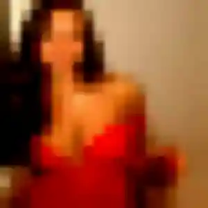 Rania (19 ans) à La Charité-sur-Loire propose un rencontre sexe maintenant