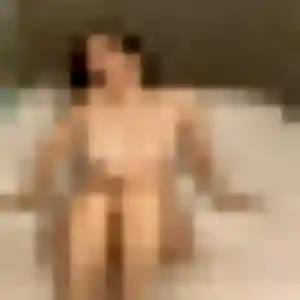 Contacte Jennifer, 24 ans à Mauguio en privé