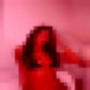 rencontre sexe à Pierrefeu-du-Var : photo de Sixtine, 42 ans - sans engagement