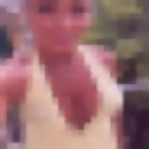 Stephanie, 26 ans, connectée à Pontarlier pour une rencontre coquine