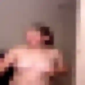 Sexy Marine, 40 ans à Pouillon - la contacter