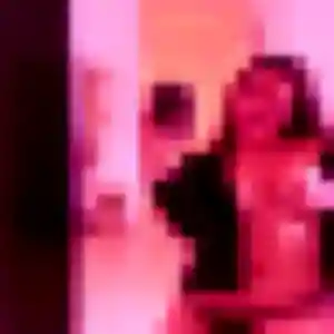 Brigitte, 19 ans, en ligne à Puget-sur-Argens pour une rencontre coquine