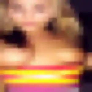 Lina, 32 ans, connectée à Robion pour un rencontre sexe