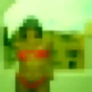 Lina, femme de 45 ans propose rencontre sexe à Robion