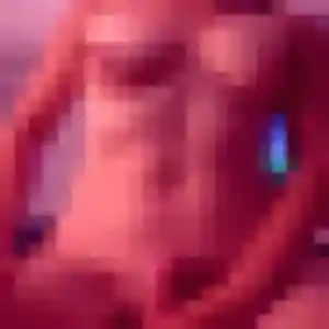 Wilhelmine, femme de 25 ans propose rencontre sexe à Rousset
