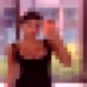 Irina, 45 ans, disponible à Saint-Clair-du-Rhône pour un rencontre sexe