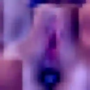 Photo de Svetlana à Saint-Genès-Champanelle (36 ans) - rencontre sexe anonyme