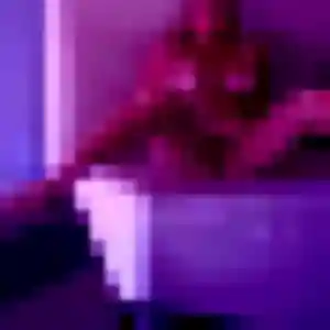 Huguette, 29 ans, connectée à Saint-Jean-de-Bournay pour une rencontre coquine