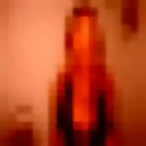 Découvre Ornella, 38 ans à Saint-Victoret en privé