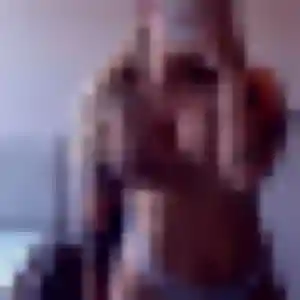 Deborah, fille de 33 ans propose rencontre sexe à Saujon