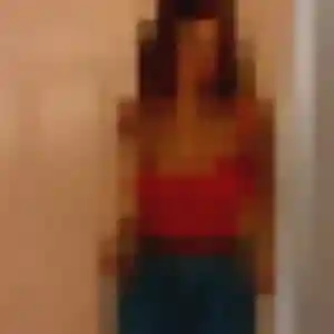 Photo de Brunehilde à Thuir (32 ans) - rencontre sexe gratuit