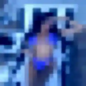 Rencontre Zephyrine, 20 ans à Toussieu en privé