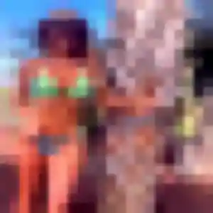 Nadia, 27 ans, en ligne à Uchaud pour un rencontre sexe