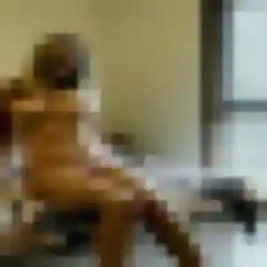 Dina, 40 ans, connectée à Val de Virvée pour une rencontre coquine