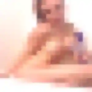 Photo de Bettina à Yenne (25 ans) - rencontre sexe sans inscription